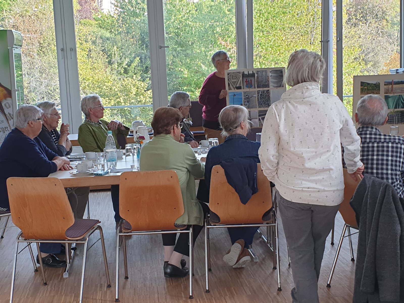 Nächstes Dorfcafe am 06.10.2023 um 16 Uhr